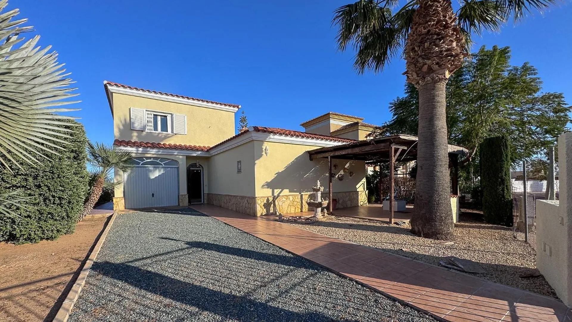 R2310 - La Cabuzana Vera Almeria Spain