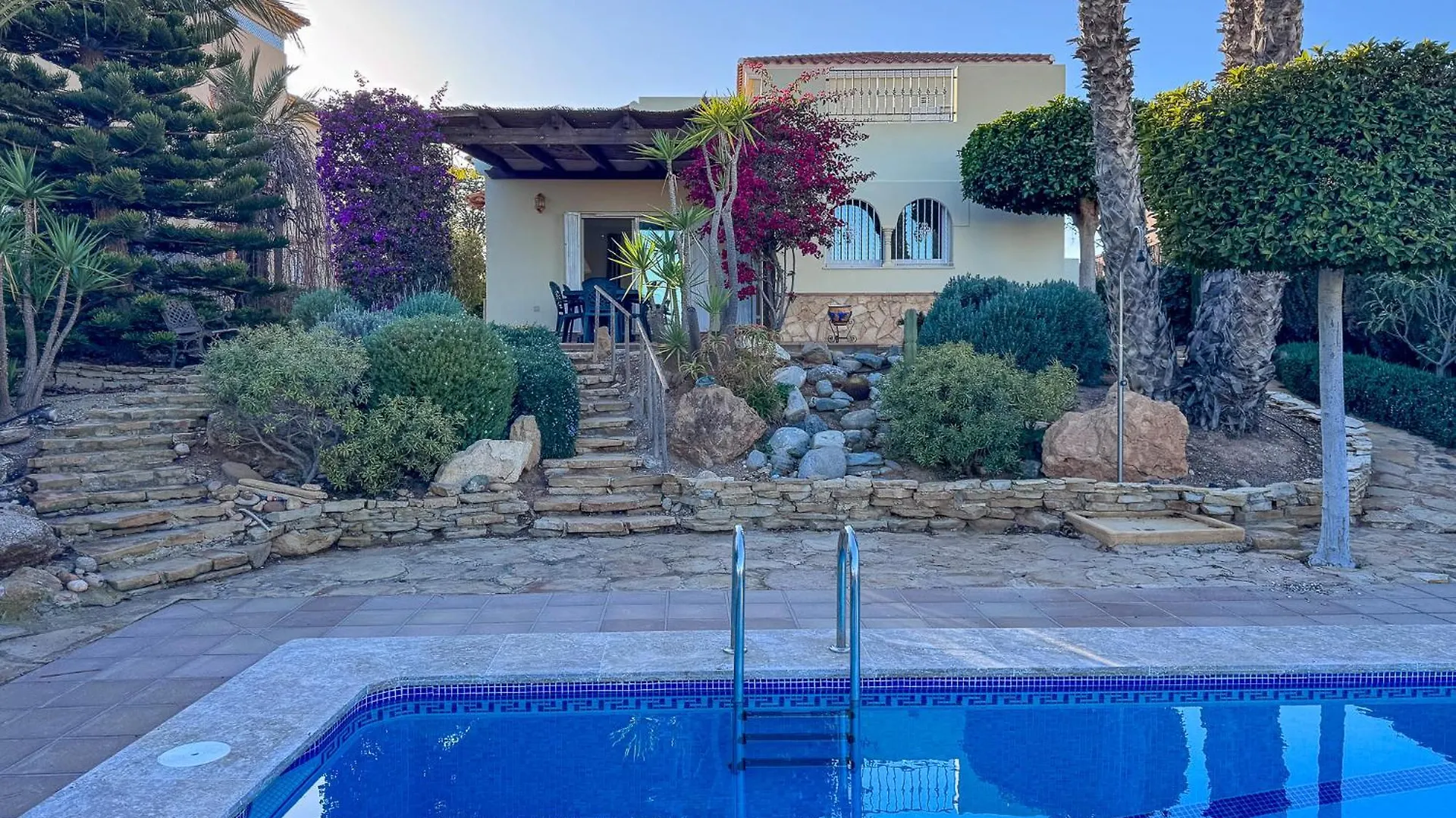 R2310 - La Cabuzana Vera Almeria Spain